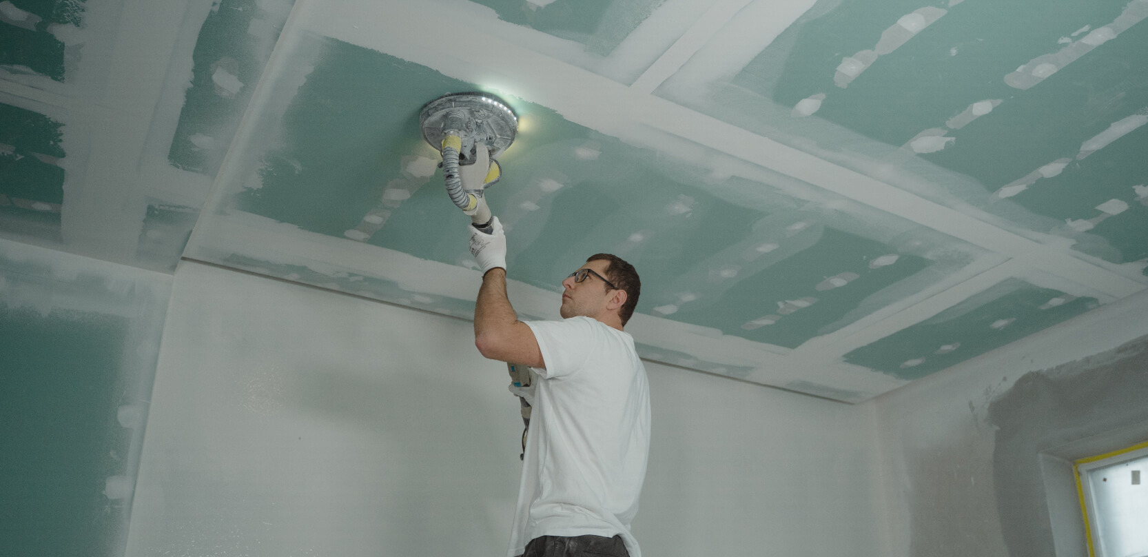 Stockphoto of a roofing project
